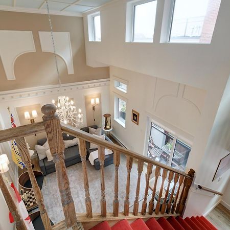 Victoria'S Parliamentary Suite With Private Rooftop Patio & Harbour View Extérieur photo
